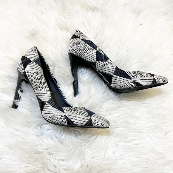 Joe’s Jeans Black & White Geometric Print Pointed Toe Heels Women’s Size 6.5M - Picture 2 of 6